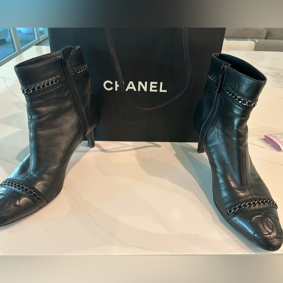 CHANEL Black Ankle Booties with Chain Detail - Picture 1 of 3